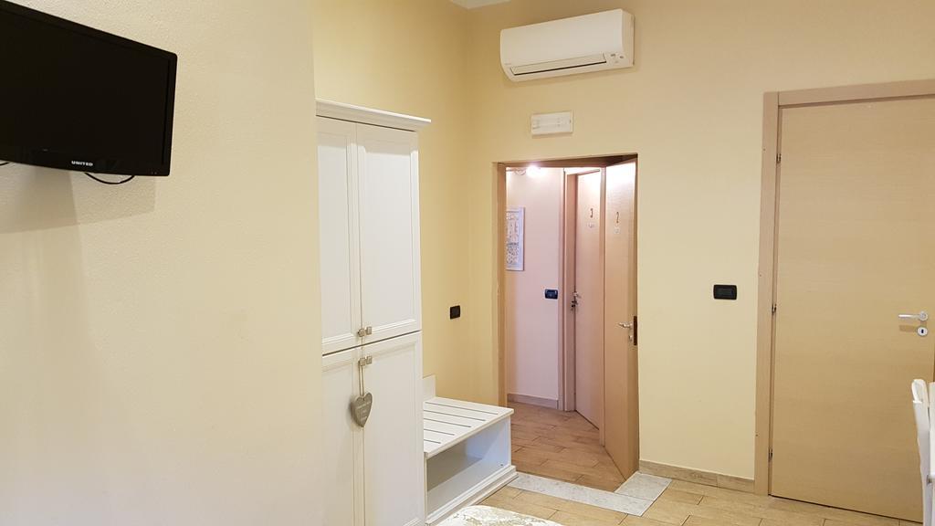 Chambre Double ou Lits Jumeaux avec Salle de Bains Privative
