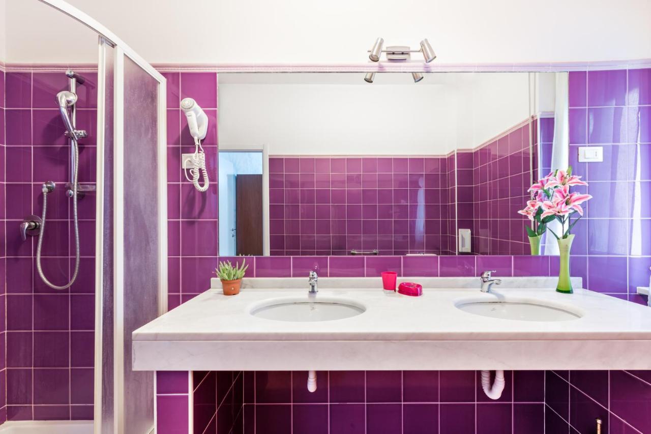 Chambre Triple avec Salle de Bains Privative